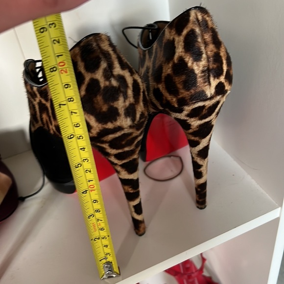 Louboutin Lady corset peep toe pumps - Picture 6 of 6